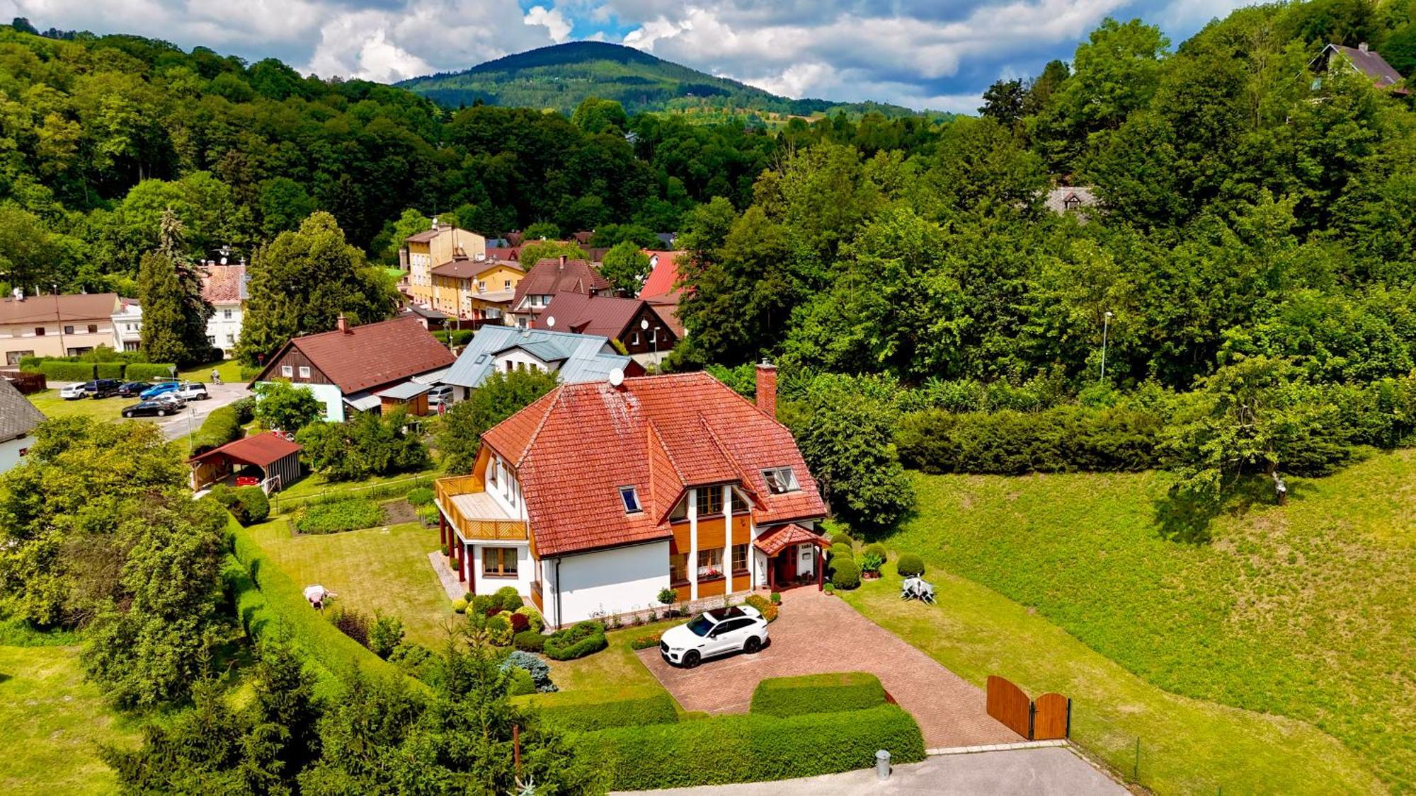 Pension B&B Vrchlabí Exteriör bild